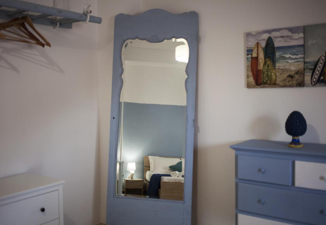 Frontemare House & Rooms カステッランマーレ・デル・ゴルフォ エクステリア 写真